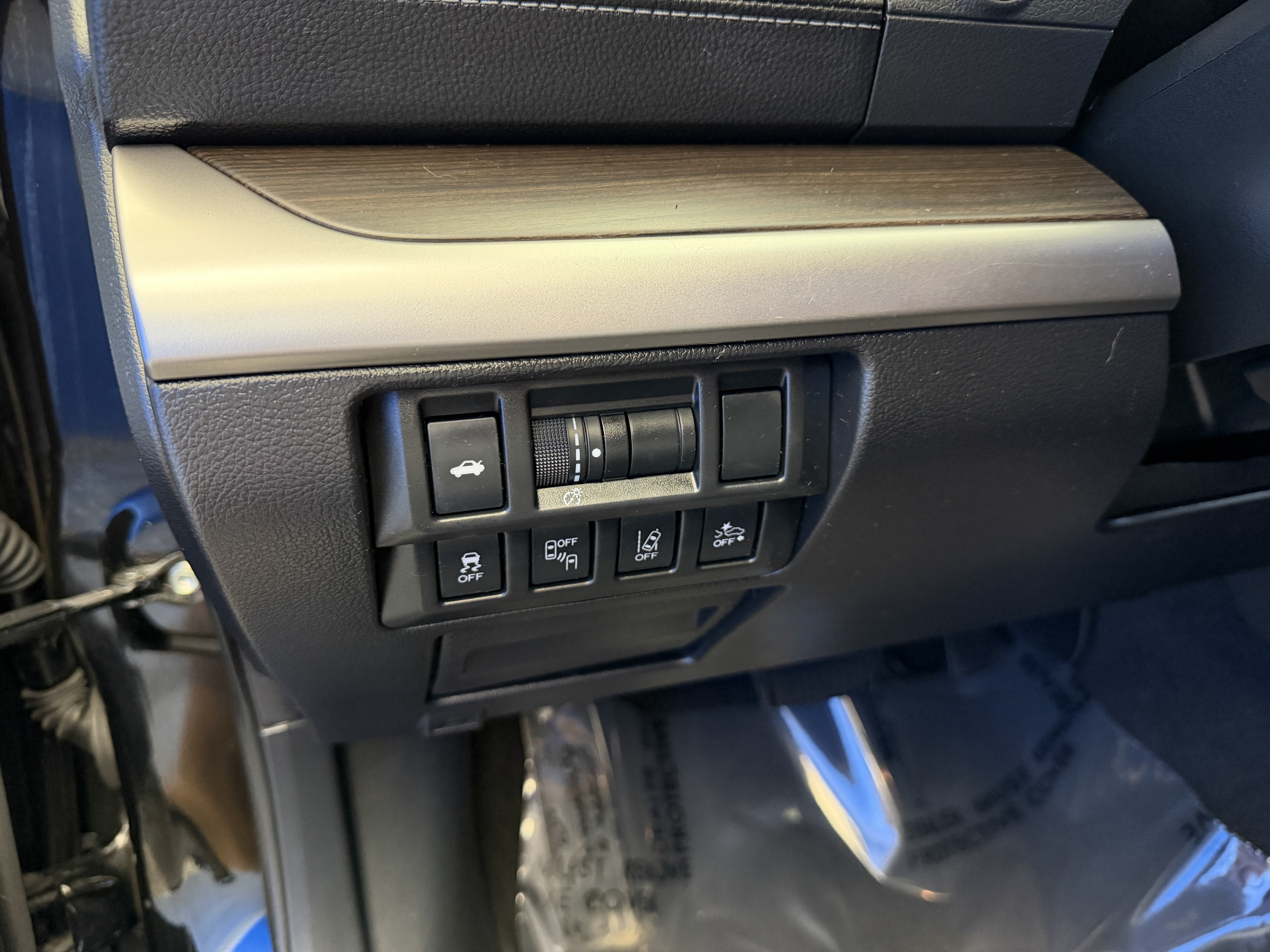 Used 2019 Subaru Legacy 3.6R Limited AWD/4WD image 15