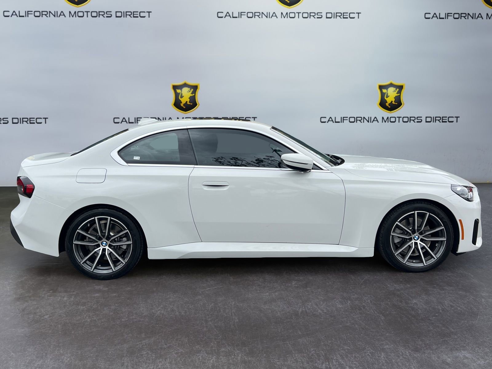 Used 2022 BMW 230i Coupe w/ Convenience Package image 6