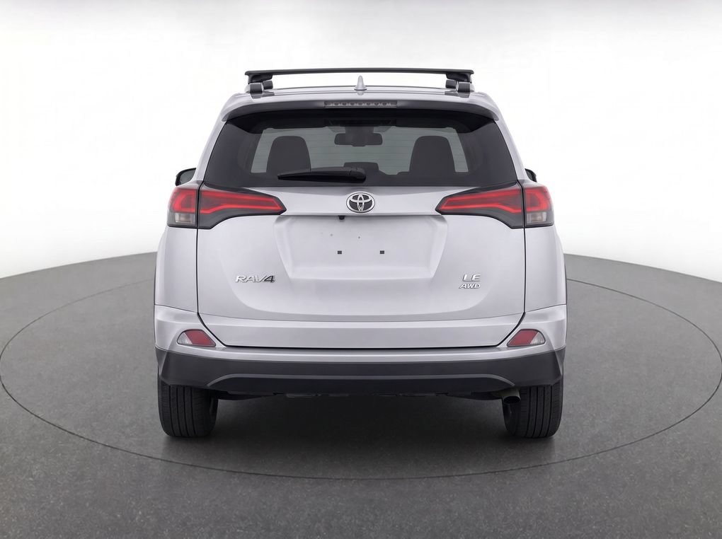 Used 2016 Toyota RAV4 LE AWD/4WD image 10
