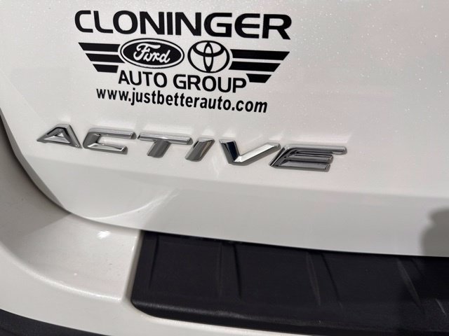 Used 2025 Ford Explorer Active w/ Active Comfort Package RWD image 9
