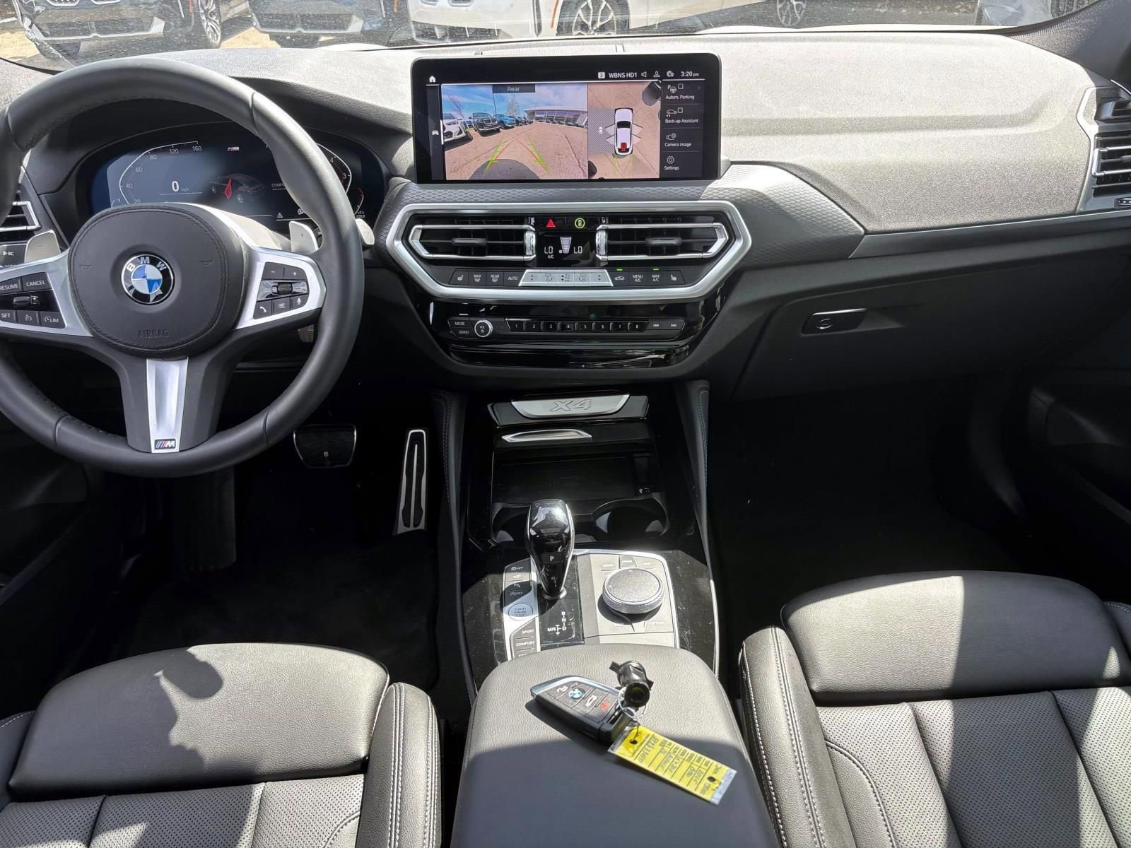 Used 2025 BMW X4 xDrive30i w/ M Sport Package AWD/4WD image 30