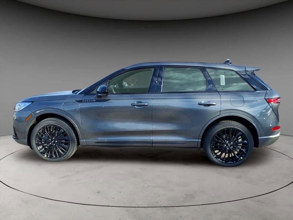 New 2026 Lincoln Corsair Grand Touring w/ Jet Appearance Package AWD/4WD image 2