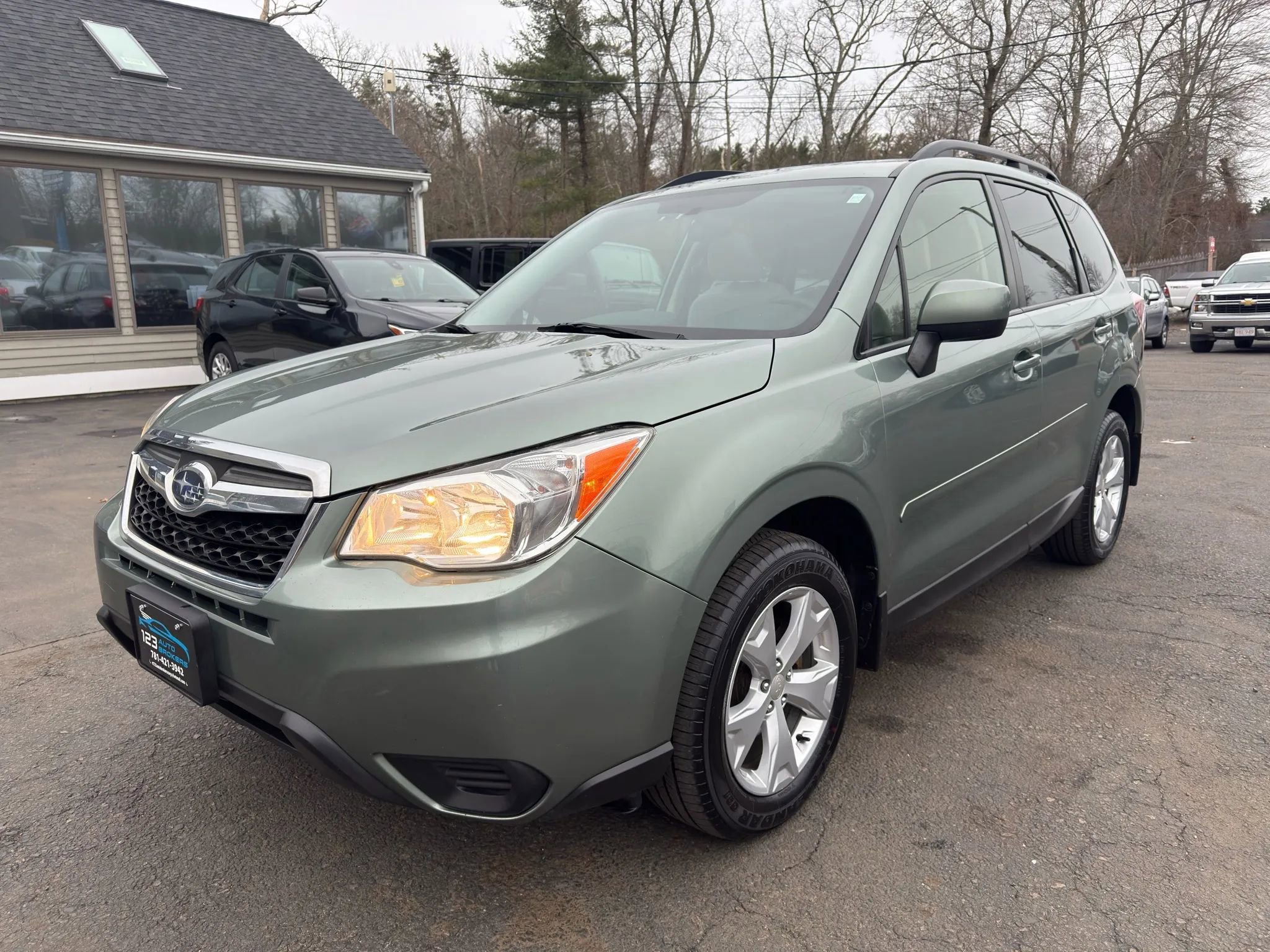 Used 2015 Subaru Forester 2.5i Premium w/ All-Weather Package image 3