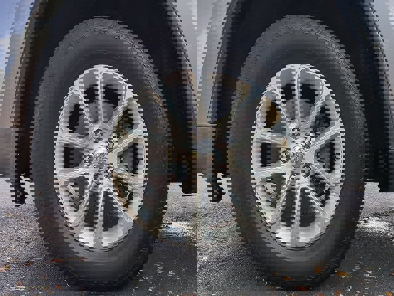 Used 2015 Jeep Grand Cherokee Laredo w/ Quick Order Package 23E image 14