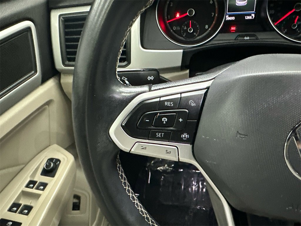 Used 2021 Volkswagen Atlas SE w/ Panoramic Sunroof Package image 28