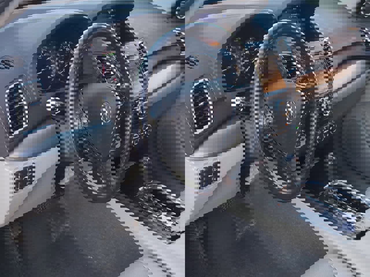 Used 2018 Acura RDX AWD w/ Advance Package image 2