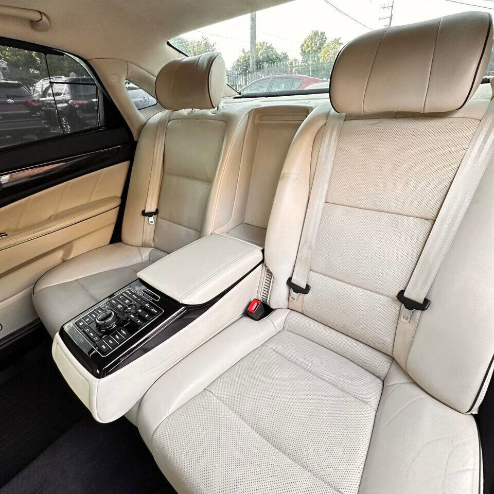 Used 2014 Hyundai Equus Ultimate image 18