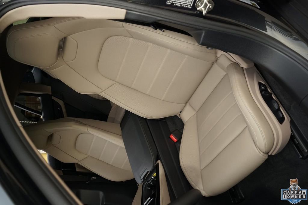 Used 2025 Porsche Panamera 4 image 9