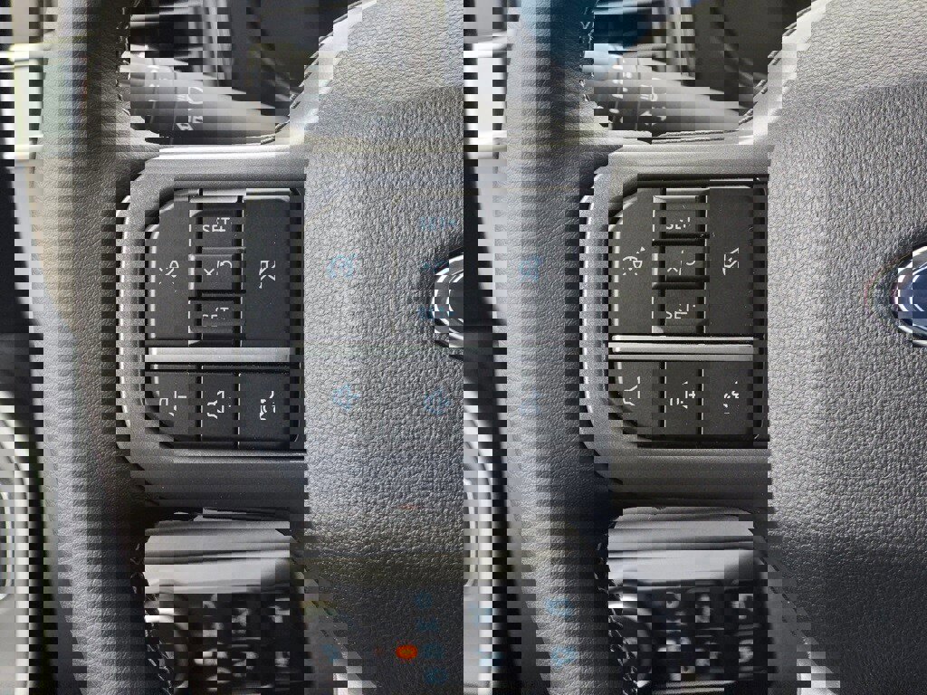 New 2026 Ford F350 Lariat w/ Chrome Package image 19