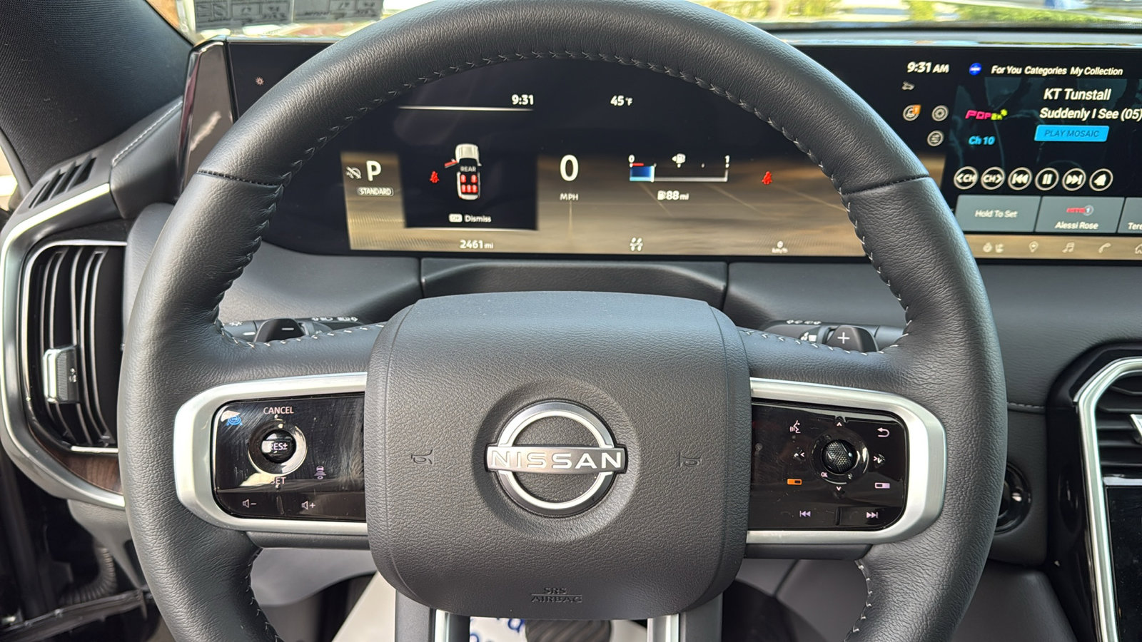 Certified 2025 Nissan Armada Platinum w/ Convenience Package image 9