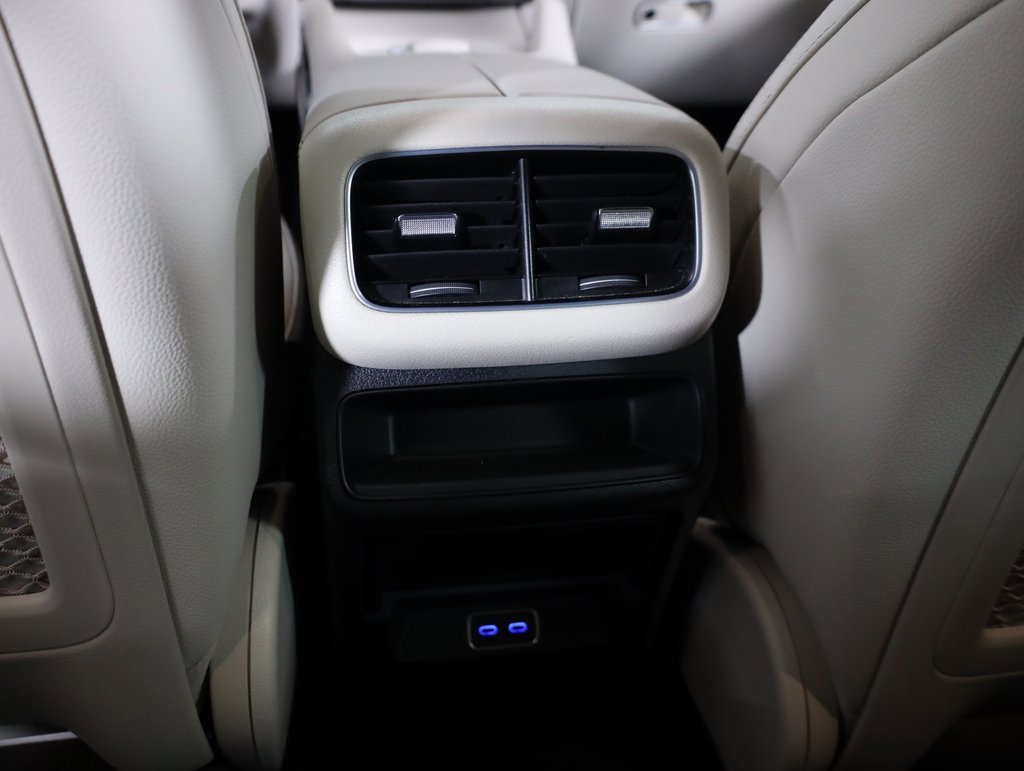 Used 2025 Mercedes-Benz GLE 350 4MATIC image 35