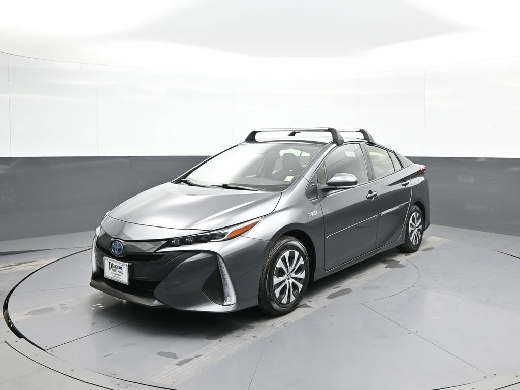 Certified 2022 Toyota Prius Prime XLE image 1