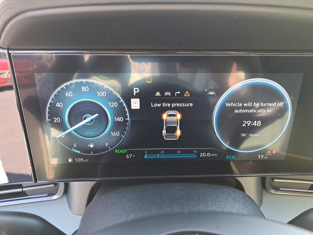 New 2025 Hyundai Elantra Limited image 21