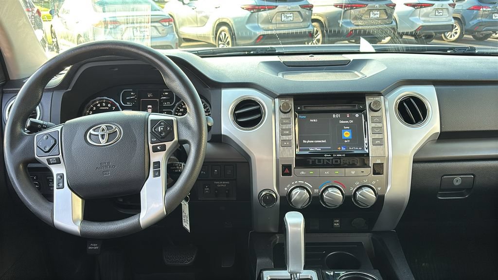 Used 2018 Toyota Tundra SR5 w/ SR5 Upgrade Package AWD/4WD image 9