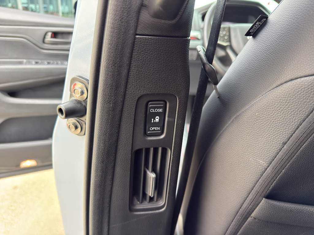 Used 2024 Honda Odyssey Sport image 15