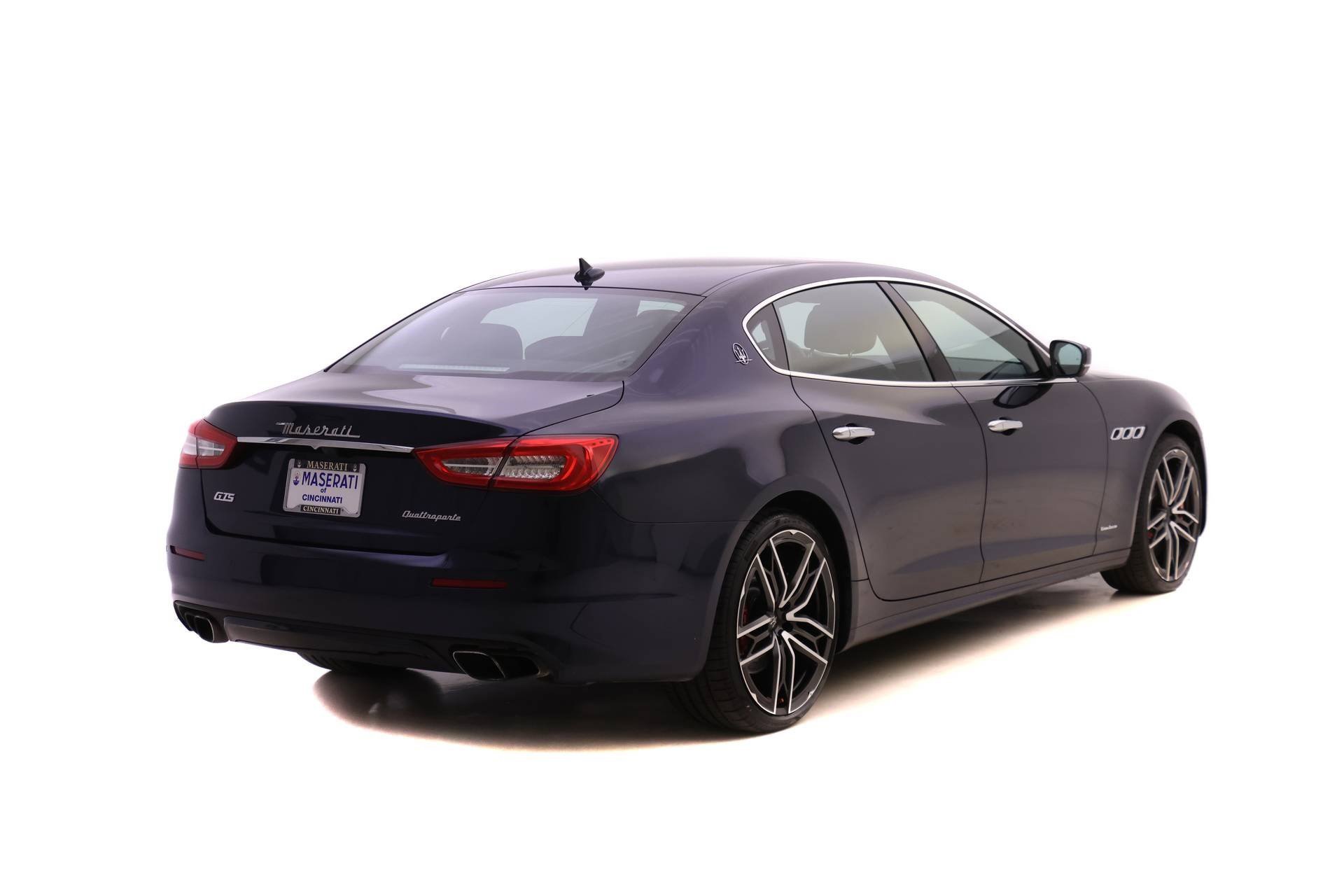 Used 2020 Maserati Quattroporte GTS GranLusso image 8