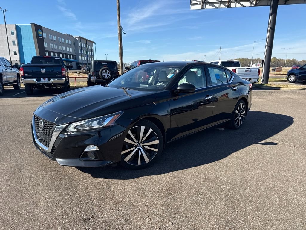 Used 2019 Nissan Altima 2.5 Platinum image 3