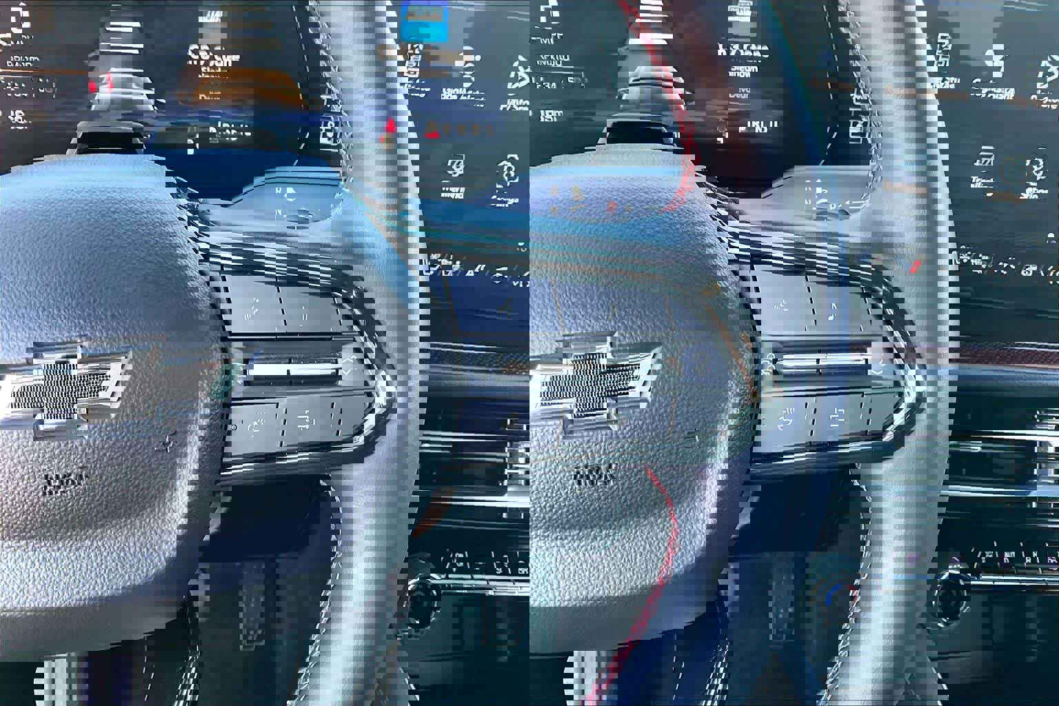 Used 2024 Chevrolet Traverse RS w/ LPO, Floor Liner Package image 24