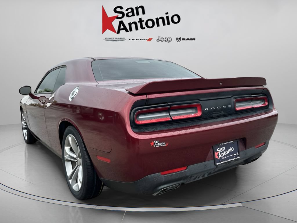 Used 2022 Dodge Challenger R/T RWD image 10