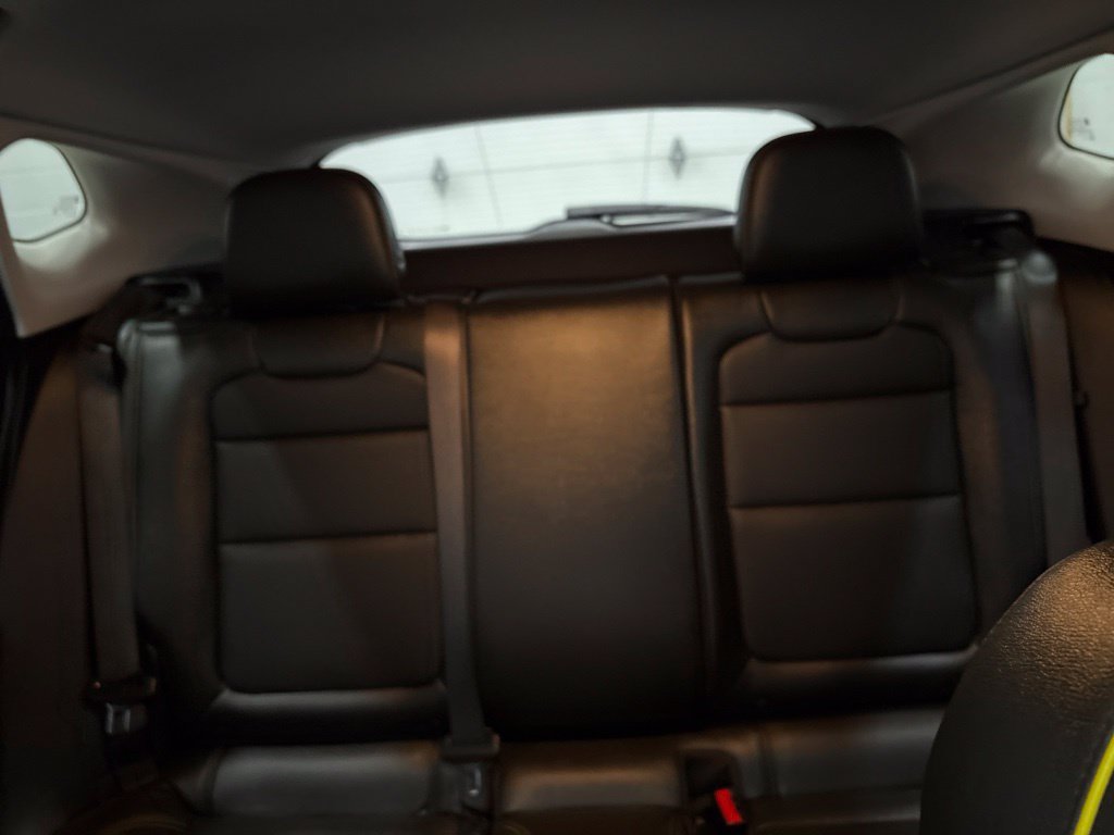 Used 2024 Chevrolet Trax ACTIV w/ Sunroof Package FWD image 29