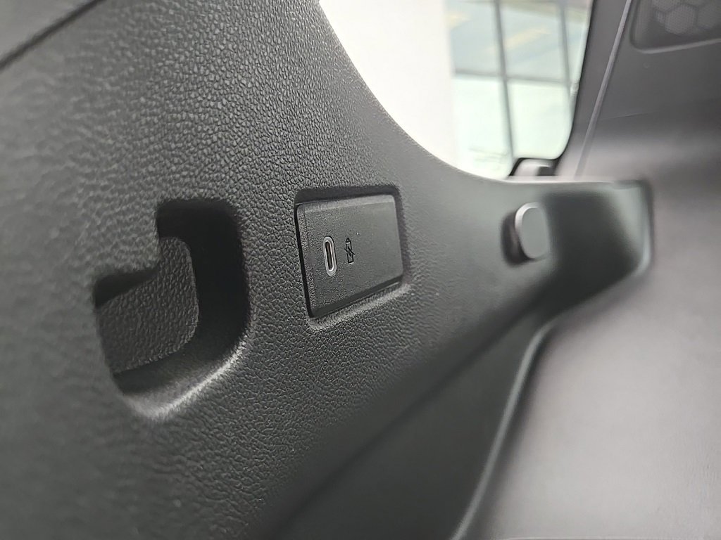 Used 2021 Chevrolet Tahoe High Country image 92