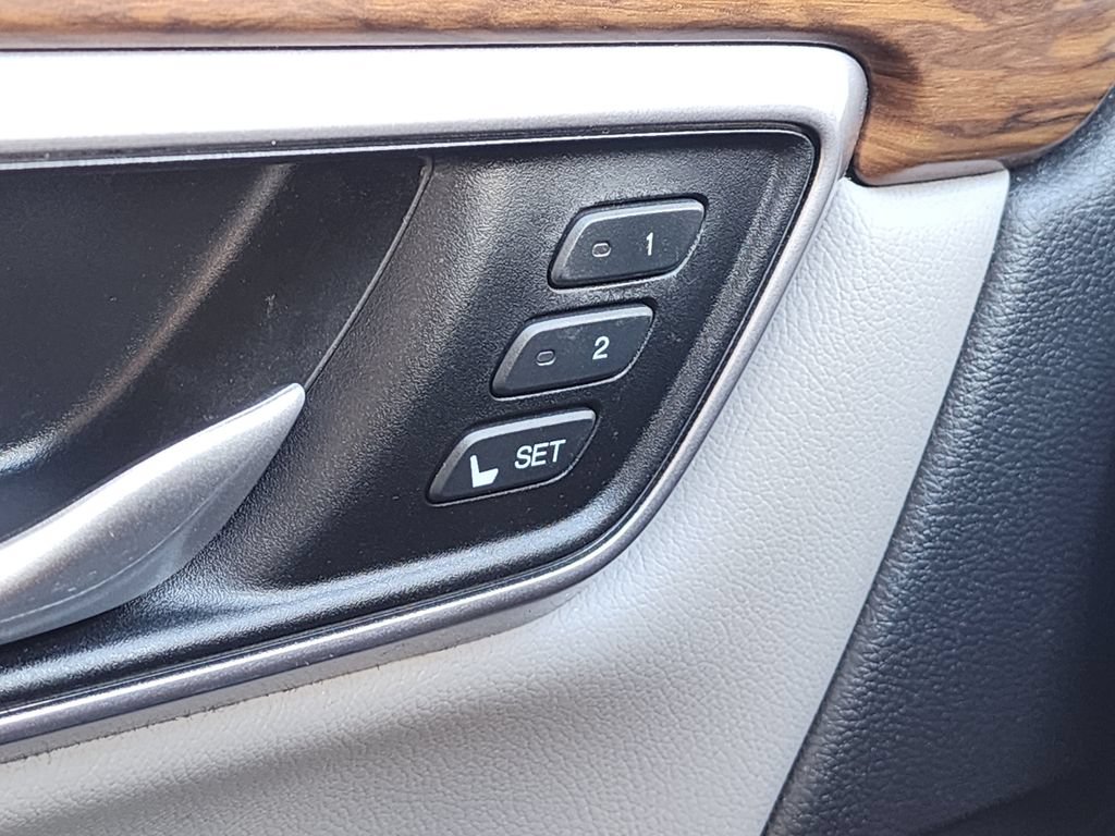 Used 2017 Honda CR-V Touring image 27