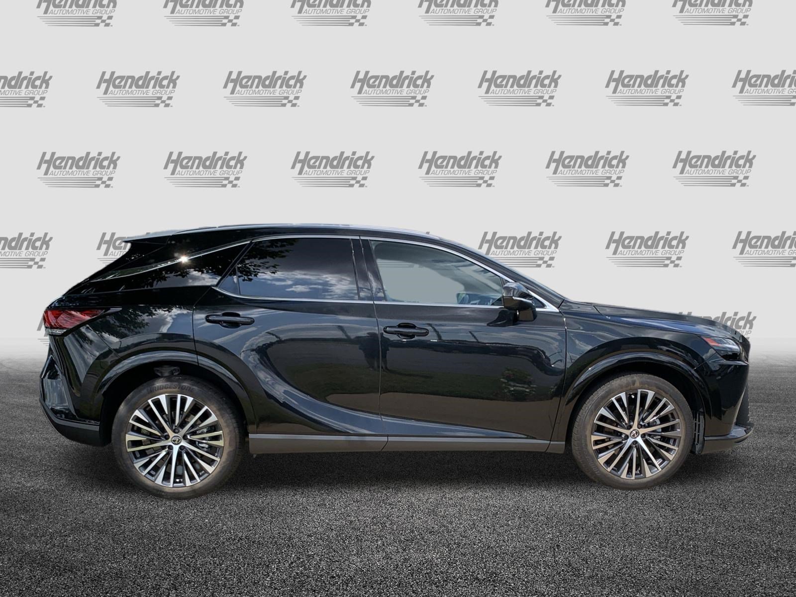 Used 2025 Lexus RX 350 Premium Plus w/ Accessory Package (Z1) FWD image 11