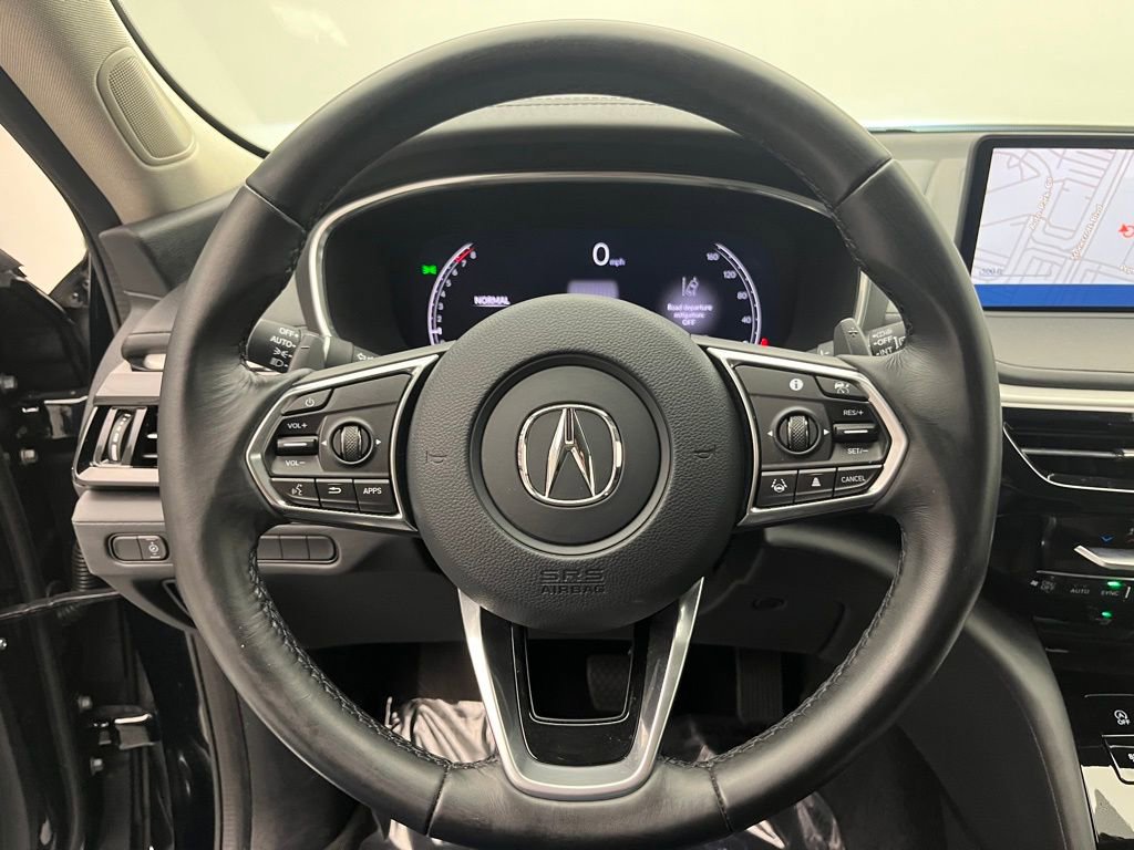 Used 2023 Acura MDX SH-AWD w/ Technology Package image 12