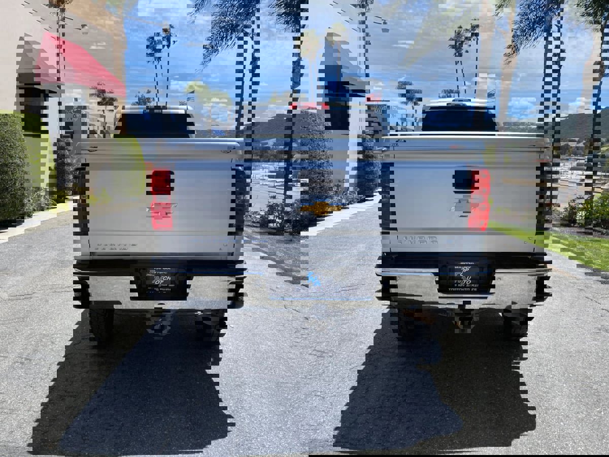 Used 2015 Chevrolet Silverado 2500 LT w/ Z71 Package, Off-Road AWD/4WD image 6