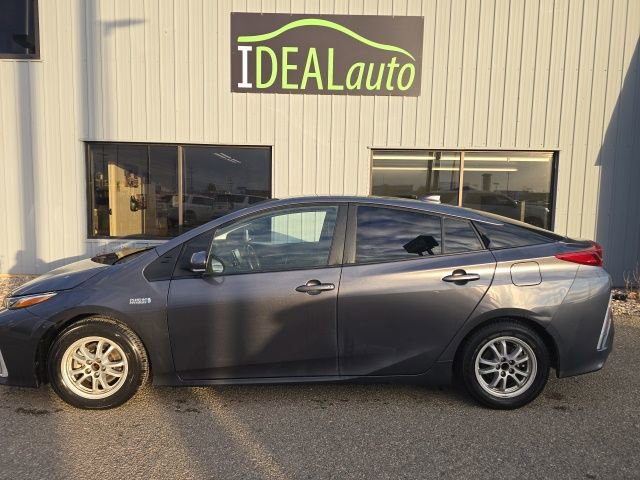 Used 2021 Toyota Prius Prime XLE w/ Carpet Mat Package (TMS)