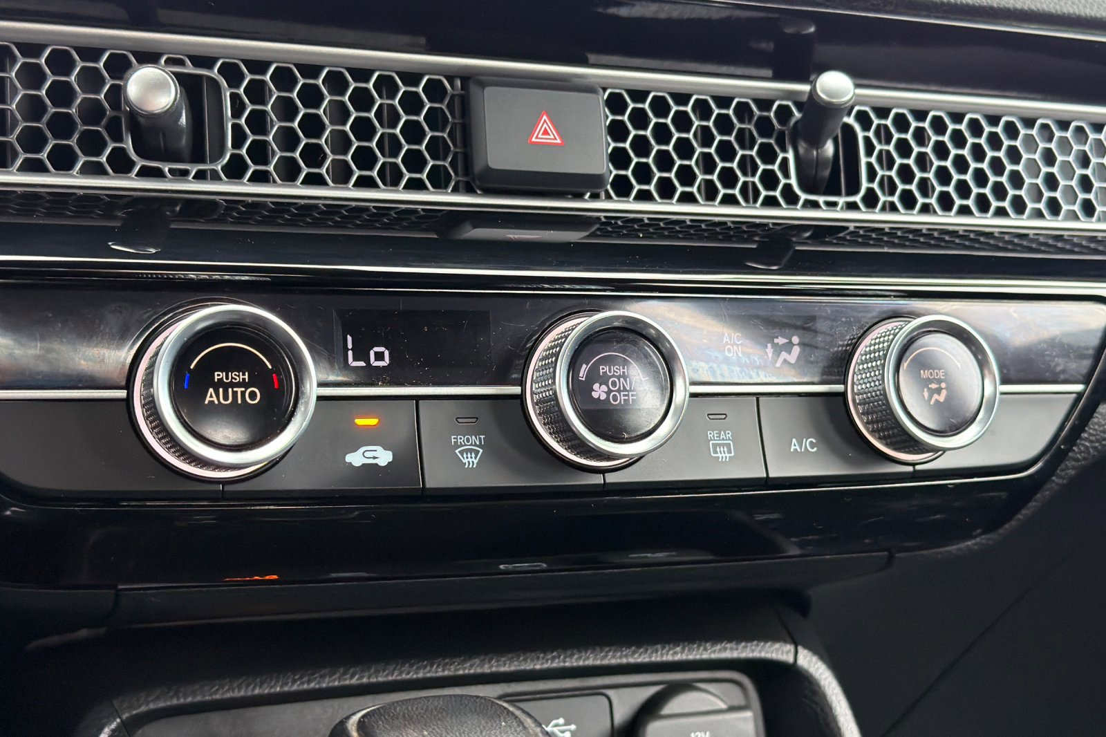 Used 2023 Honda Civic Sport image 18