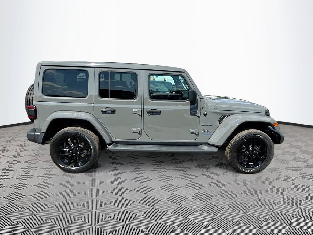 Used 2021 Jeep Wrangler Unlimited Sahara w/ Cold Weather Group image 5