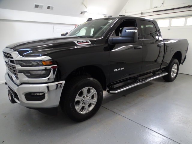 Used 2026 RAM 2500 Big Horn AWD/4WD image 16