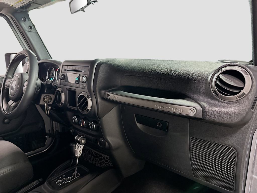 Used 2015 Jeep Wrangler Unlimited Sport AWD/4WD image 26