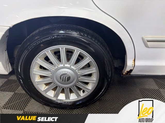 Used 2009 Mercury Grand Marquis LS RWD image 19