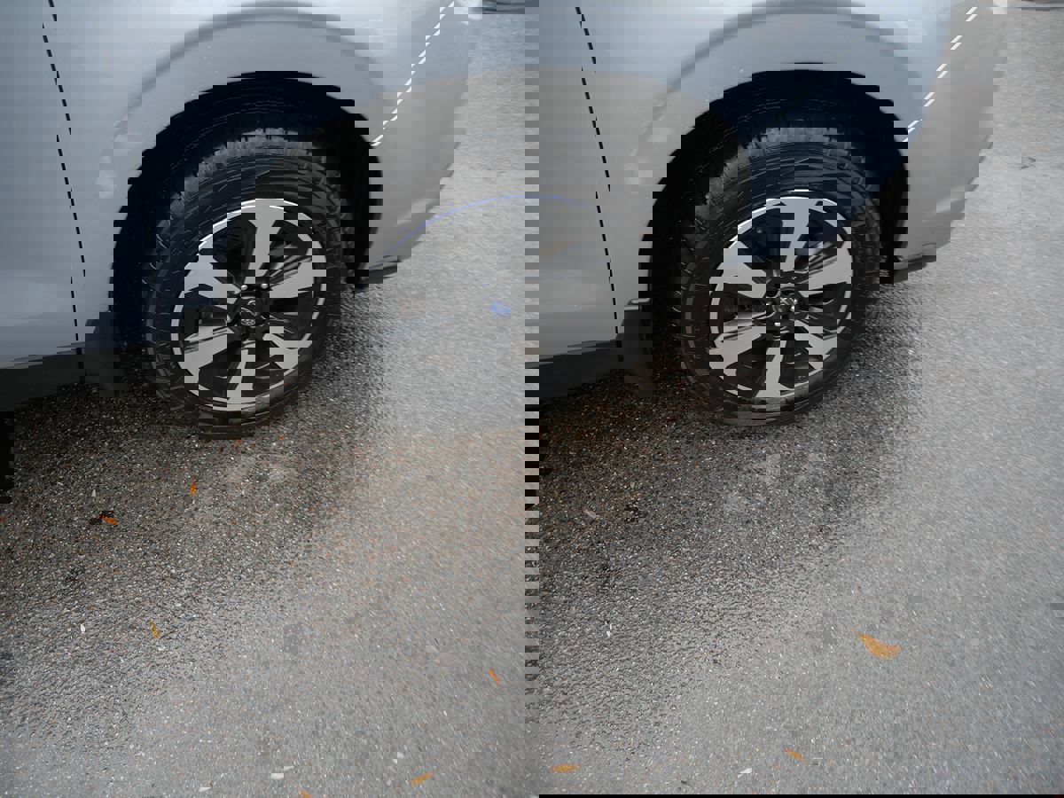 Used 2017 Subaru Forester 2.5i Premium w/ All-Weather Package image 33