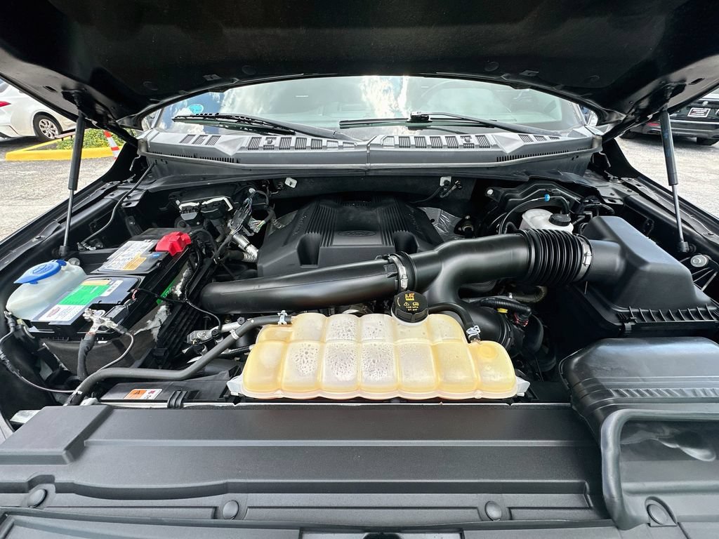 Used 2019 Ford F150 Platinum w/ Equipment Group 701A Luxury AWD/4WD image 33