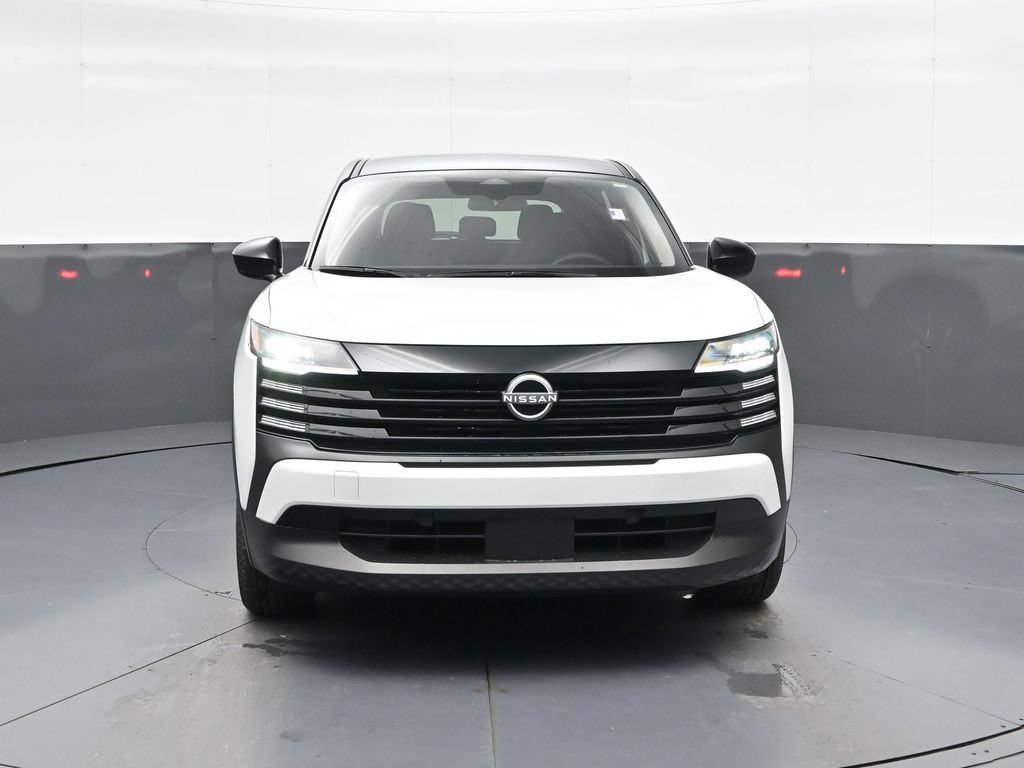 Used 2025 Nissan Kicks SV FWD image 2