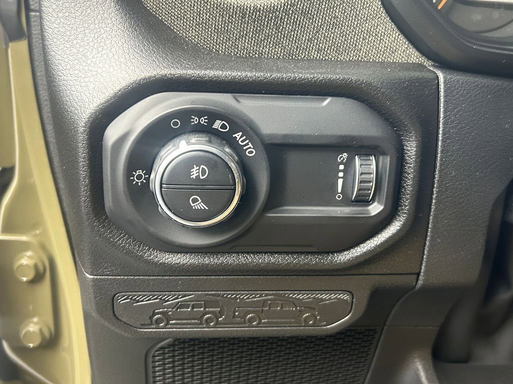New 2026 Jeep Gladiator Willys AWD/4WD image 16