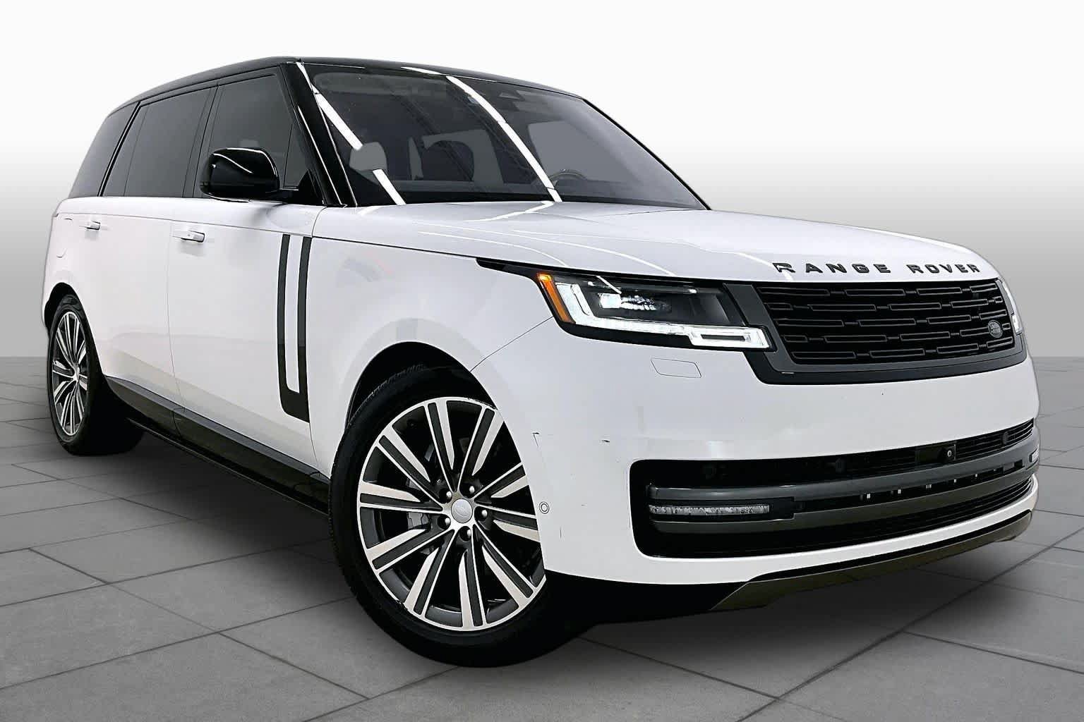 Used 2023 Land Rover Range Rover Long Wheelbase SE AWD/4WD image 3