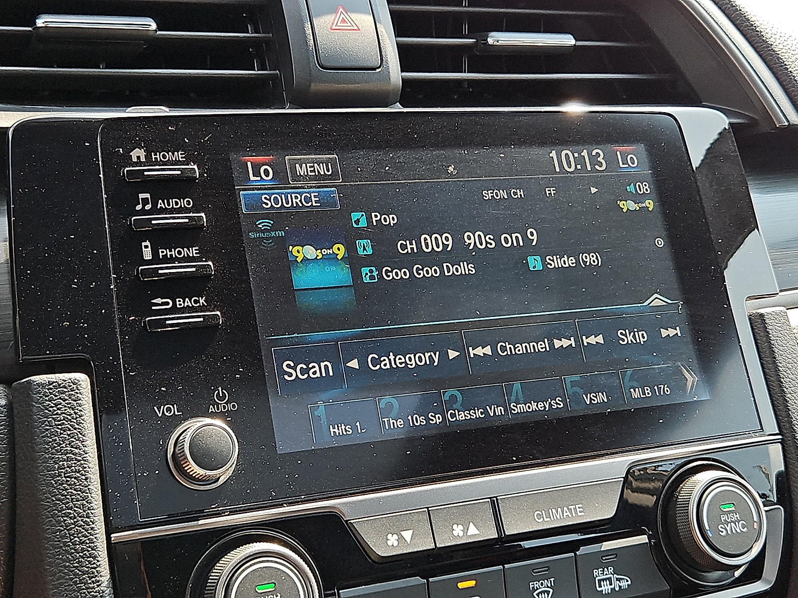 Used 2020 Honda Civic EX image 17