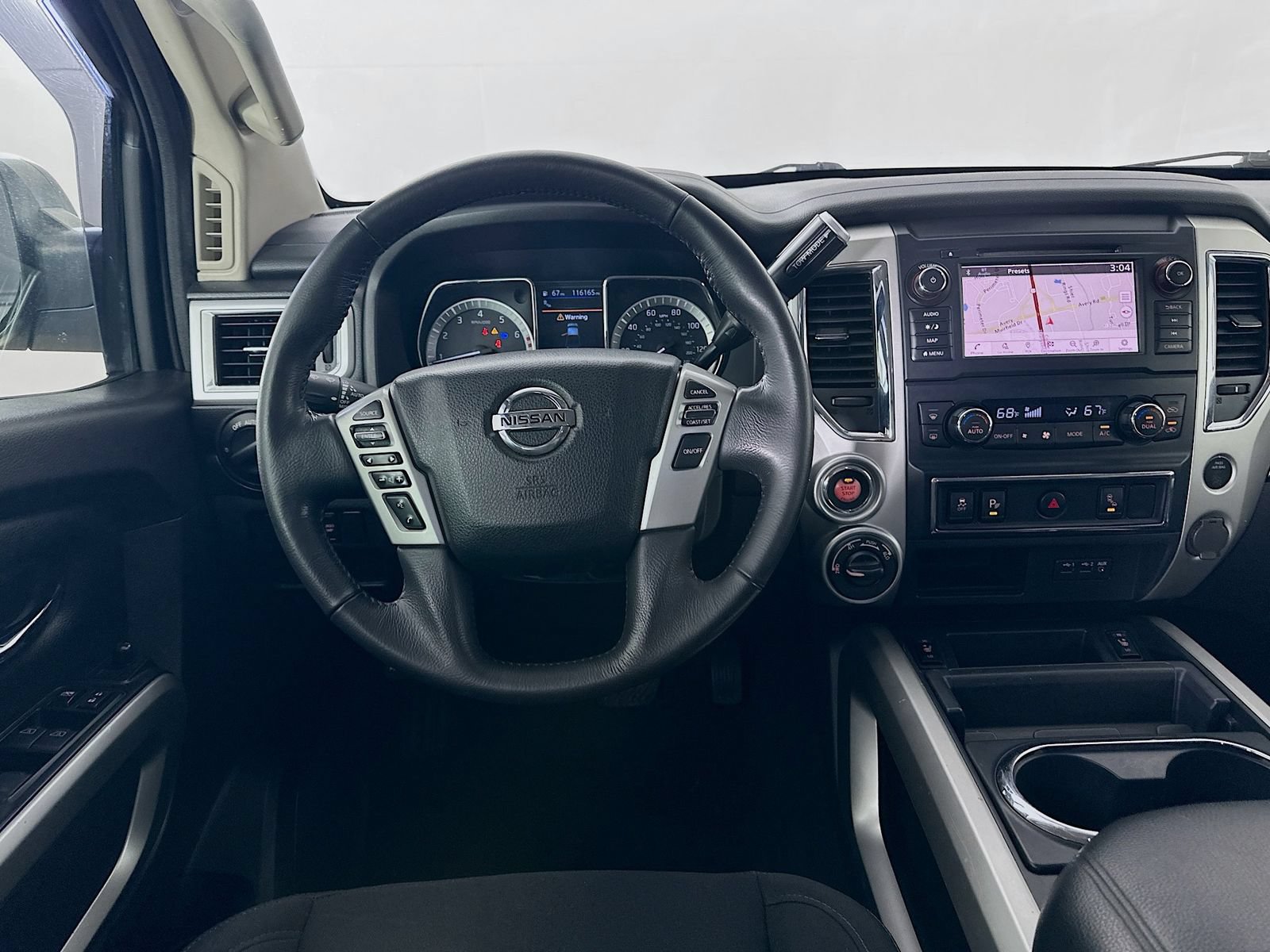 Used 2019 Nissan Titan SV w/ SV Convenience Package AWD/4WD image 15