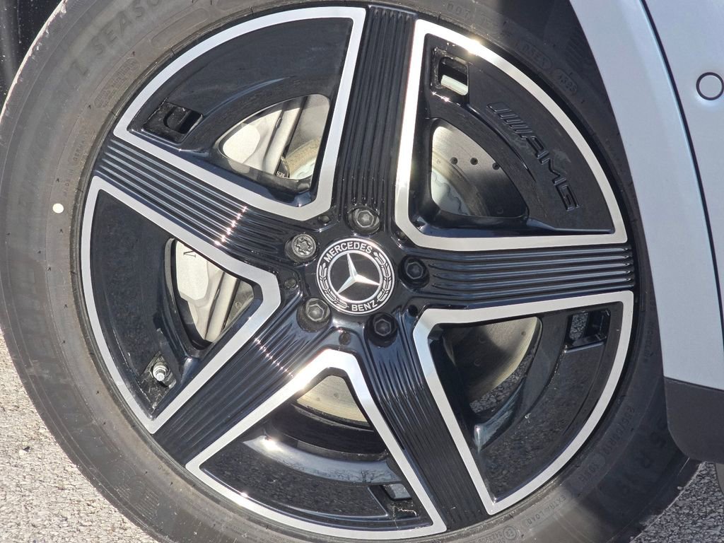 New 2026 Mercedes-Benz GLC 300 4MATIC image 11