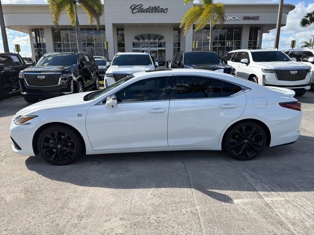 Used 2024 Lexus ES 350 F Sport image 4