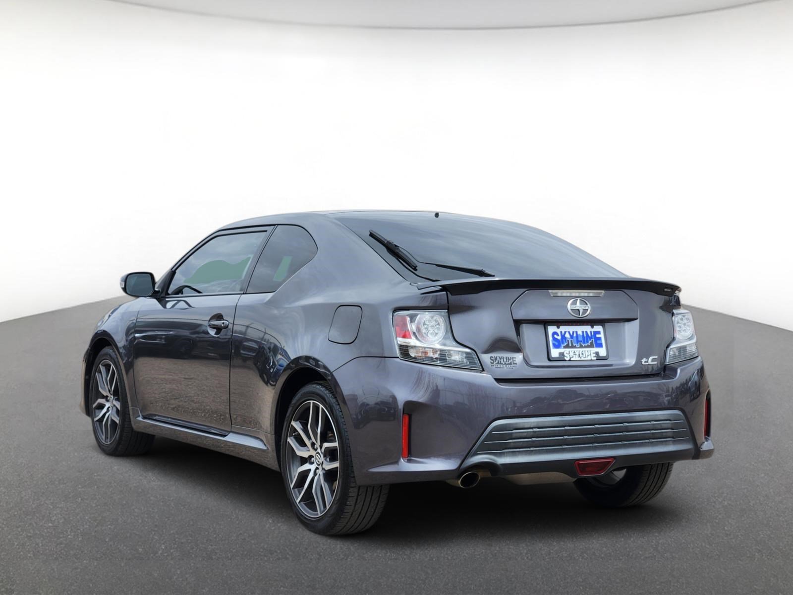 Used 2016 Scion tC image 4