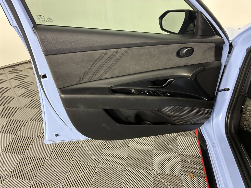 Used 2022 Hyundai Elantra N w/ Preferred Accessory Package image 18