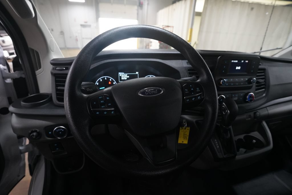 Used 2025 Ford Transit 250 Low Roof w/ Exterior Upgrade Package RWD image 4