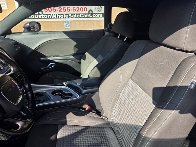 Used 2022 Dodge Challenger SXT w/ Blacktop Package RWD image 7