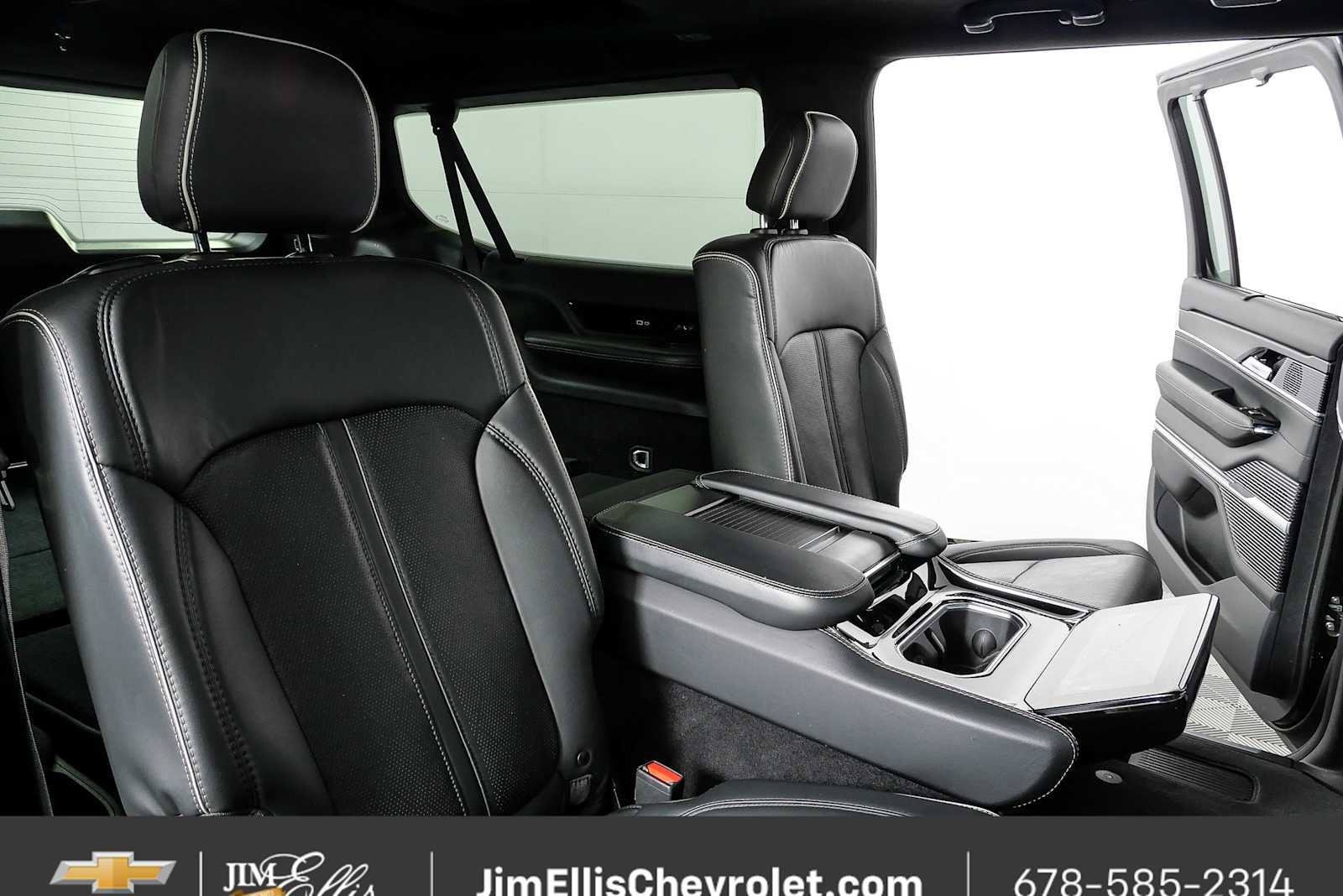 Used 2024 Jeep Grand Wagoneer L Series II w/ Quick Order Packagew 28T AWD/4WD image 22
