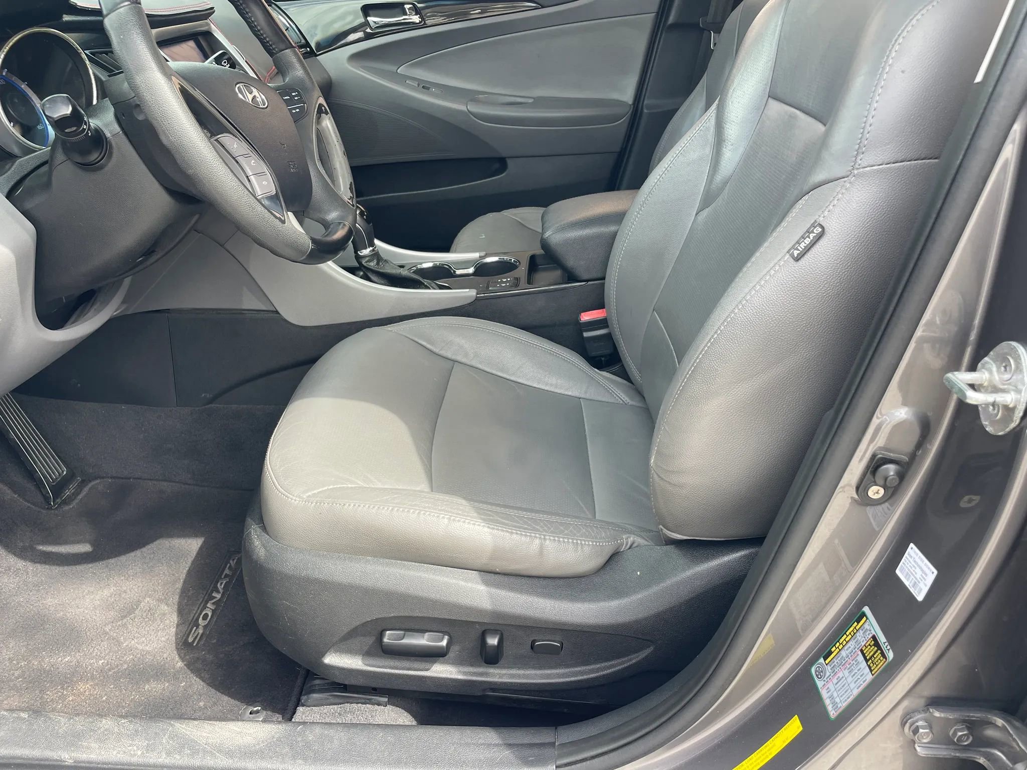 Used 2011 Hyundai Sonata Limited FWD image 14